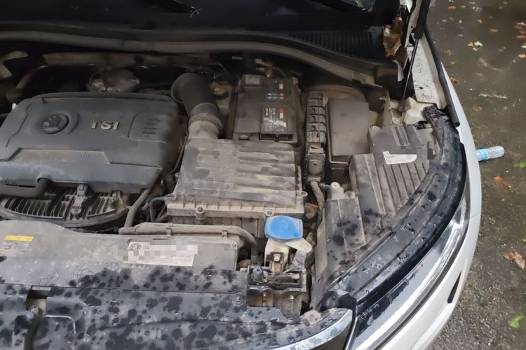 Used Skoda Kodiaq 2017 TSI330 7-Seater Two-Wheel-Drive Luxury Edition Engine Bay Left