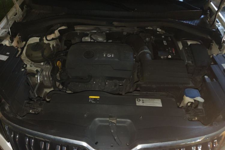 Used Skoda Kodiaq 2017 TSI330 7-Seater Two-Wheel-Drive Luxury Edition Engine Bay