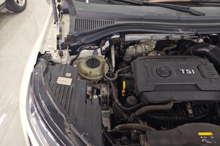 Used Skoda Kodiaq 2017 TSI380 7-Seater Four-Wheel-Drive Flagship Edition Engine Bay Right