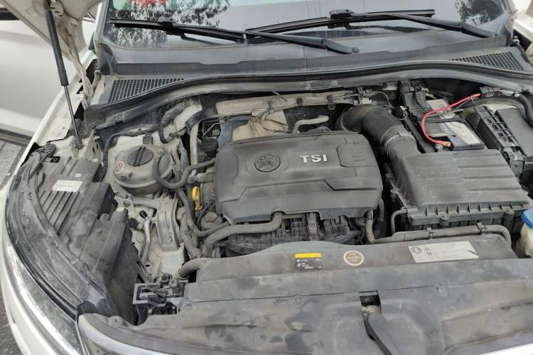 Used Skoda Kodiaq 2017 TSI380 7-Seater Four-Wheel-Drive Flagship Edition Engine Bay Right