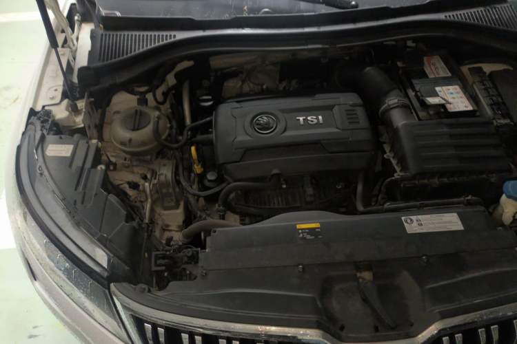 Used Skoda Kodiaq 2017 TSI330 5-Seat Two-Wheel Drive Luxury Edition Engine Bay Right