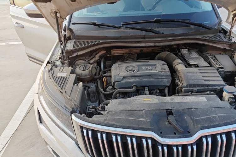 Used Skoda Kodiaq 2017 TSI330 7-Seater Two-Wheel-Drive Luxury Edition Engine Bay Right