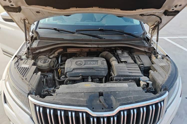 Used Skoda Kodiaq 2017 TSI330 7-Seater Two-Wheel-Drive Luxury Edition Engine Bay