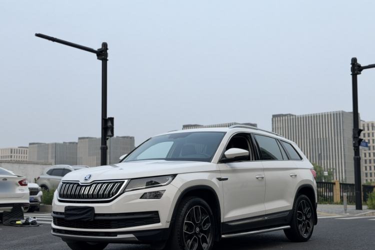 Used Skoda Kodiaq 2017 TSI330 7-Seater Two-Wheel-Drive Luxury Edition Exterior 1