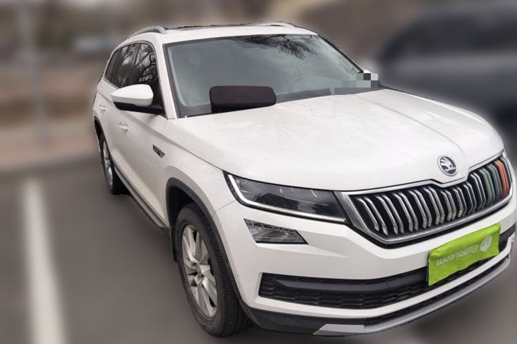 Used Skoda Kodiaq 2017 TSI330 7-Seater Two-Wheel-Drive Luxury Edition Exterior 2