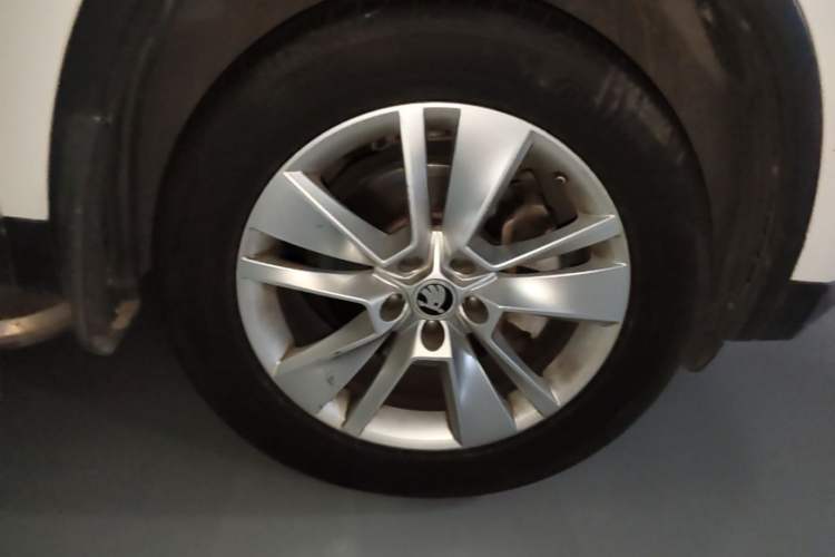 Used Skoda Kodiaq 2017 TSI330 5-Seat Two-Wheel Drive Luxury Edition Exterior 7