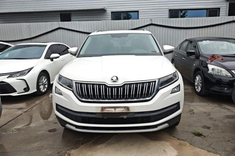 Used Skoda Kodiaq 2017 TSI330 7-Seater Two-Wheel-Drive Luxury Edition Front