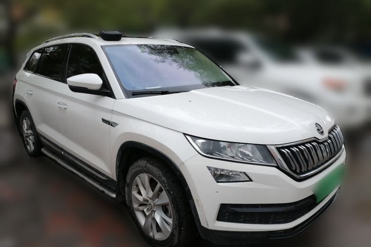 Used Skoda Kodiaq 2017 TSI330 5-Seat Two-Wheel Drive Luxury Edition Front Right 45 Deg