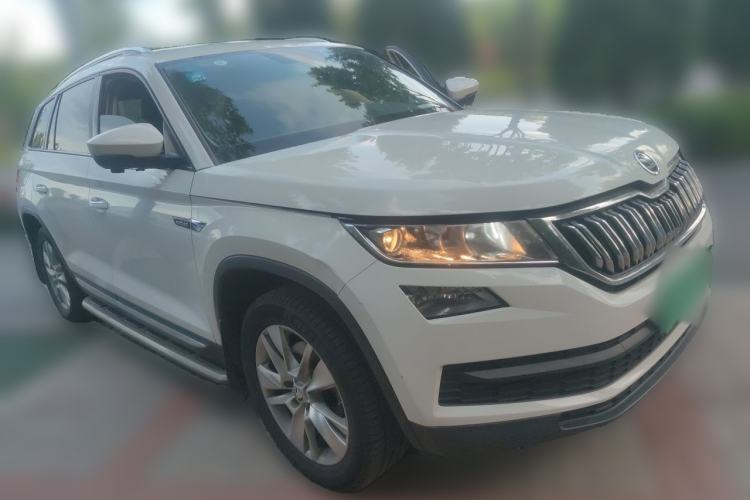 Used Skoda Kodiaq 2017 TSI330 5-Seat Two-Wheel Drive Luxury Edition Front Right 45 Deg