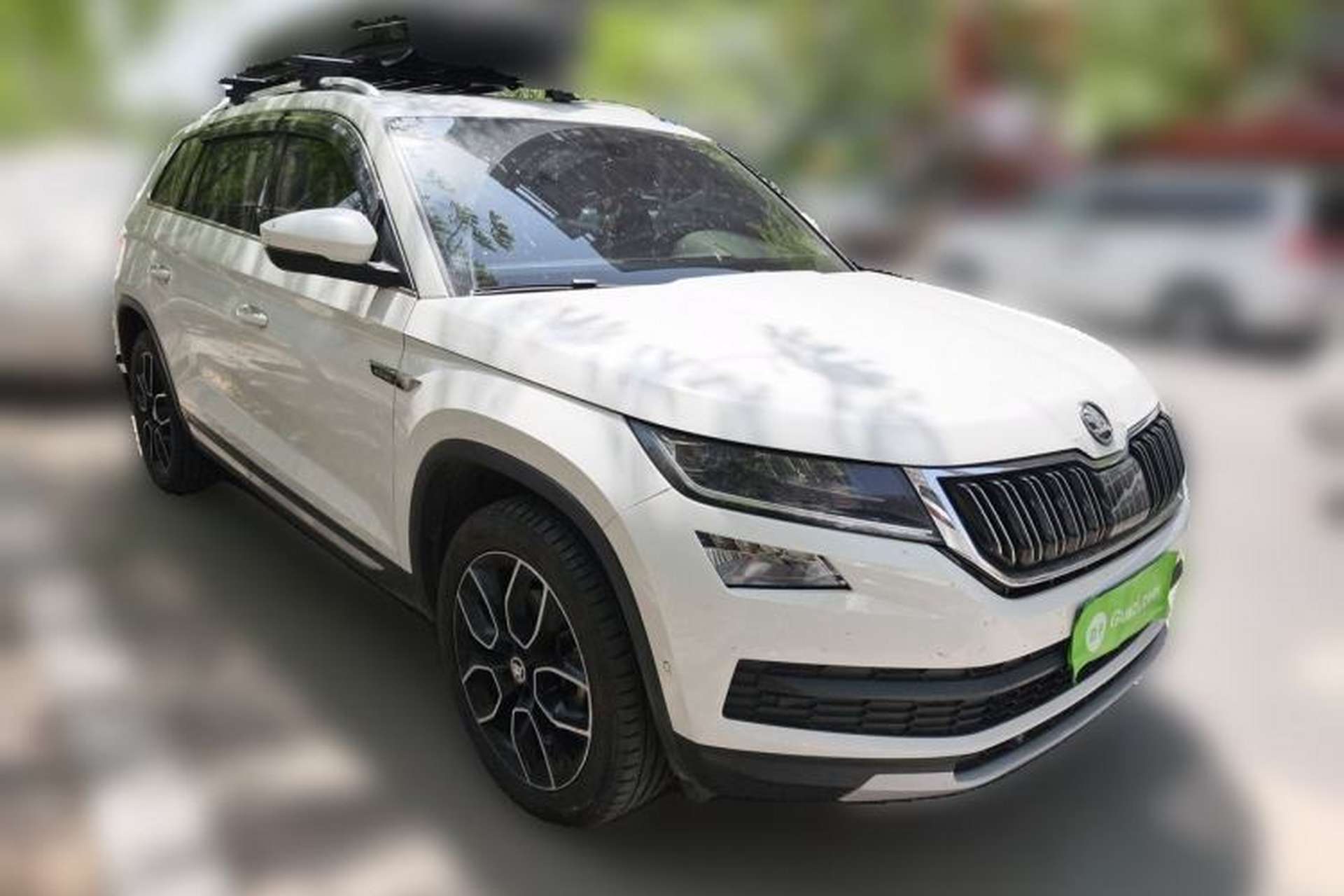Used Skoda Kodiaq 2017 TSI380 7-Seater Four-Wheel-Drive Flagship Edition Front Right 45 Deg