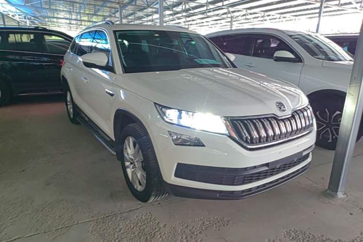 Used Skoda Kodiaq 2017 TSI330 5-seat Two-Wheel Drive Comfort Edition Front Right 45 Deg