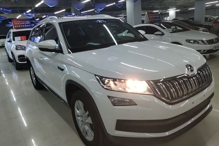 Used Skoda Kodiaq 2017 TSI330 5-Seat Two-Wheel Drive Luxury Edition Front Right 45 Deg