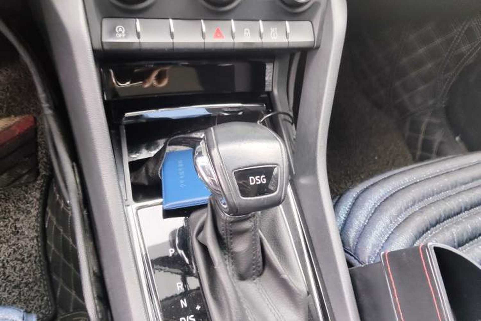 Used Skoda Kodiaq 2017 TSI330 7-Seater Two-Wheel-Drive Luxury Edition Gear Lever