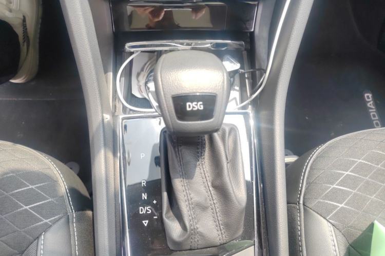 Used Skoda Kodiaq 2017 TSI330 5-seat Two-Wheel Drive Comfort Edition Gear Lever