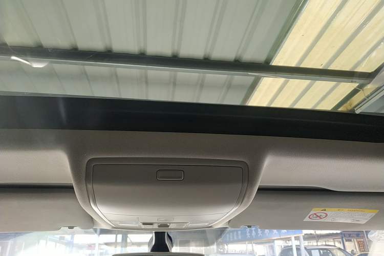 Used Skoda Kodiaq 2017 TSI330 7-Seater Two-Wheel-Drive Luxury Edition Headliner