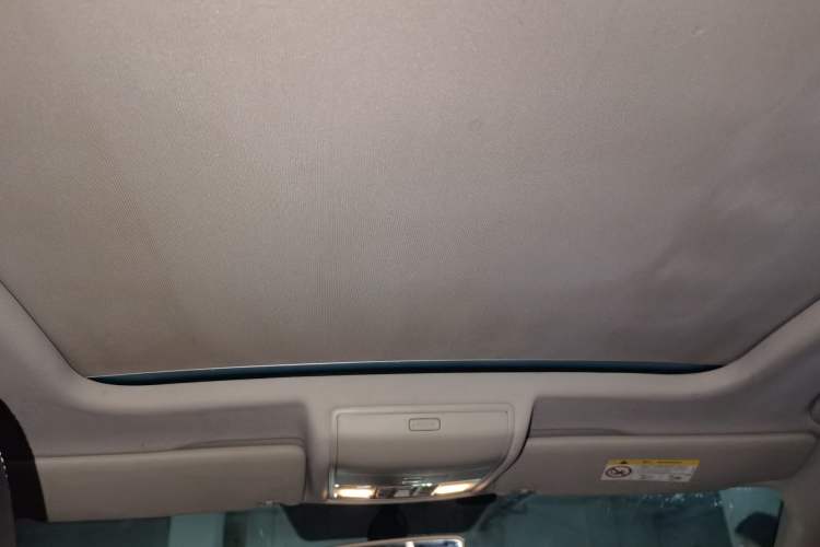 Used Skoda Kodiaq 2017 TSI330 7-Seater Two-Wheel-Drive Luxury Edition Headliner