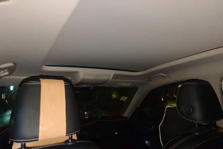 Used Skoda Kodiaq 2017 TSI330 7-Seater Two-Wheel-Drive Luxury Edition Headliner
