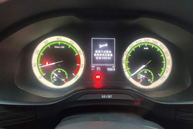 Used Skoda Kodiaq 2017 TSI330 7-Seater Two-Wheel-Drive Luxury Edition Instrument Cluster