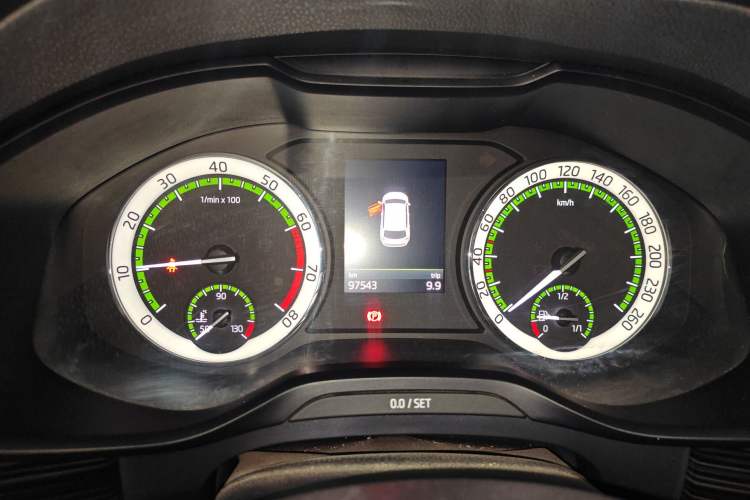 Used Skoda Kodiaq 2017 TSI380 7-Seater Four-Wheel-Drive Flagship Edition Instrument Cluster