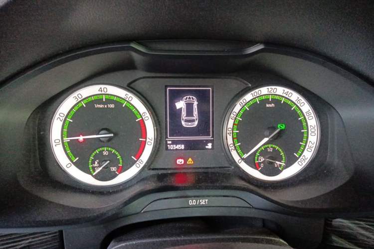 Used Skoda Kodiaq 2017 TSI330 7-Seater Two-Wheel-Drive Luxury Edition Instrument Cluster