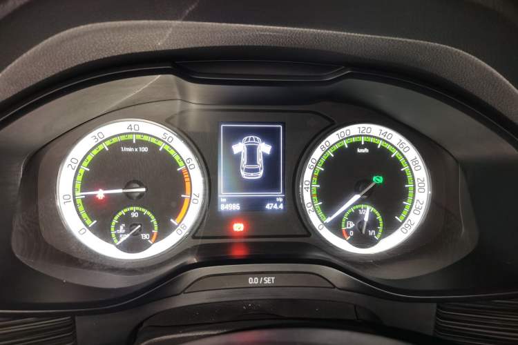 Used Skoda Kodiaq 2017 TSI330 7-Seater Two-Wheel-Drive Luxury Edition Instrument Cluster