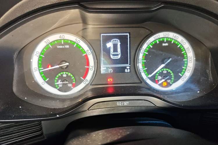 Used Skoda Kodiaq 2017 TSI330 7-Seater Two-Wheel-Drive Luxury Edition Instrument Cluster
