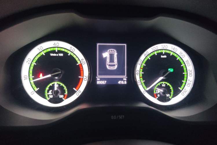 Used Skoda Kodiaq 2017 TSI330 7-Seater Two-Wheel-Drive Luxury Edition Instrument Cluster