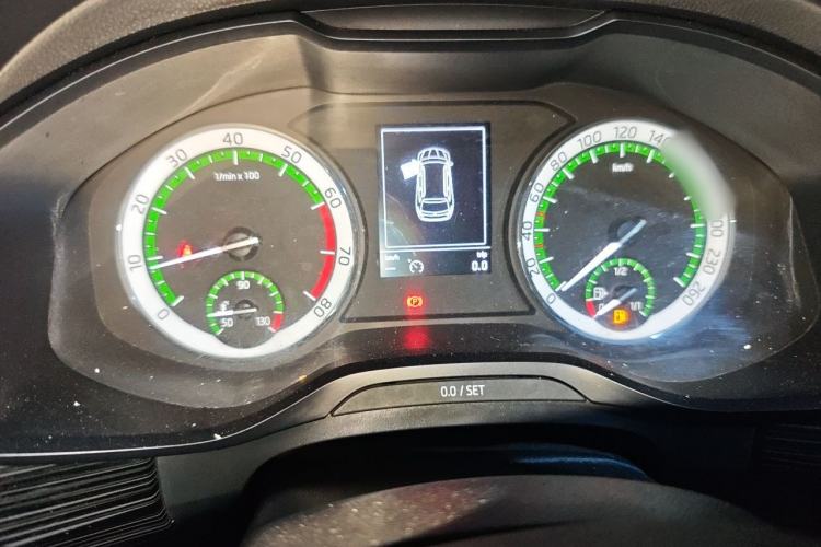 Used Skoda Kodiaq 2017 TSI330 7-Seater Two-Wheel-Drive Luxury Edition Instrument Cluster