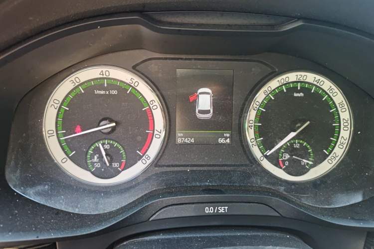 Used Skoda Kodiaq 2017 TSI380 7-Seater Four-Wheel-Drive Flagship Edition Instrument Cluster
