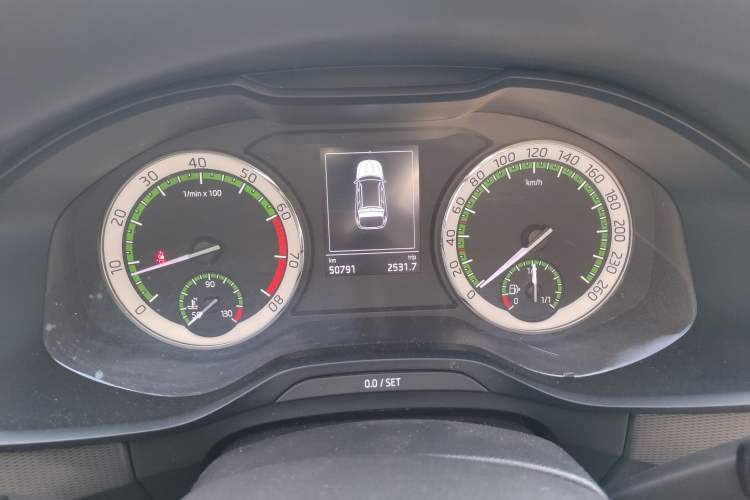 Used Skoda Kodiaq 2017 TSI330 5-seat Two-Wheel Drive Comfort Edition Instrument Cluster