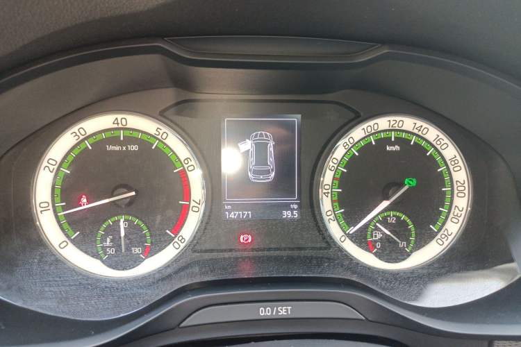 Used Skoda Kodiaq 2017 TSI330 5-Seat Two-Wheel Drive Luxury Edition Instrument Cluster