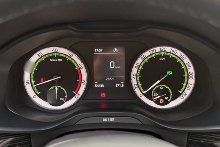 Used Skoda Kodiaq 2017 TSI330 7-Seater Two-Wheel-Drive Luxury Edition Interior 1