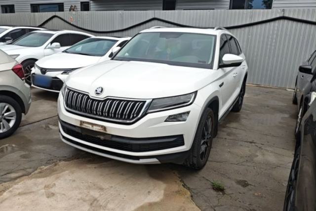 Ojetý Skoda Kodiaq 2017 TSI330 7-Seater Two-Wheel-Drive Luxury Edition
