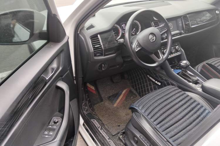 Used Skoda Kodiaq 2017 TSI330 7-Seater Two-Wheel-Drive Luxury Edition Left Front Seat