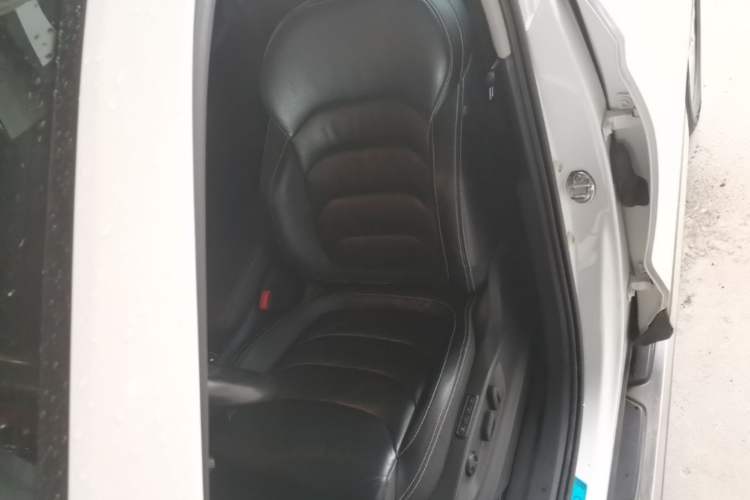 Used Skoda Kodiaq 2017 TSI330 7-Seater Two-Wheel-Drive Luxury Edition Left Front Seat