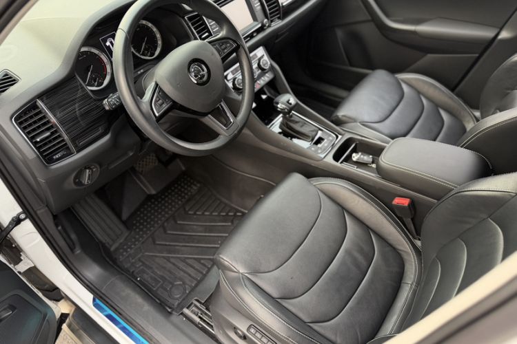 Used Skoda Kodiaq 2017 TSI330 7-Seater Two-Wheel-Drive Luxury Edition Left Front Seat