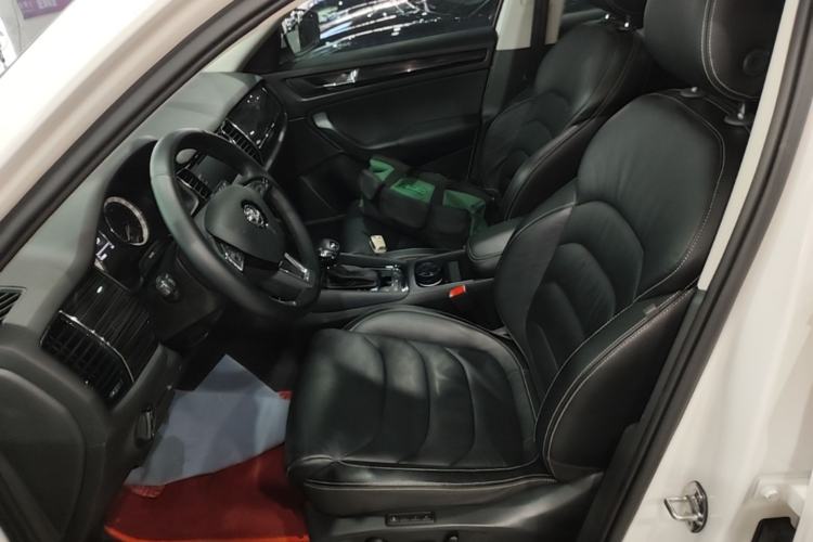Used Skoda Kodiaq 2017 TSI330 7-Seater Two-Wheel-Drive Luxury Edition Left Front Seat
