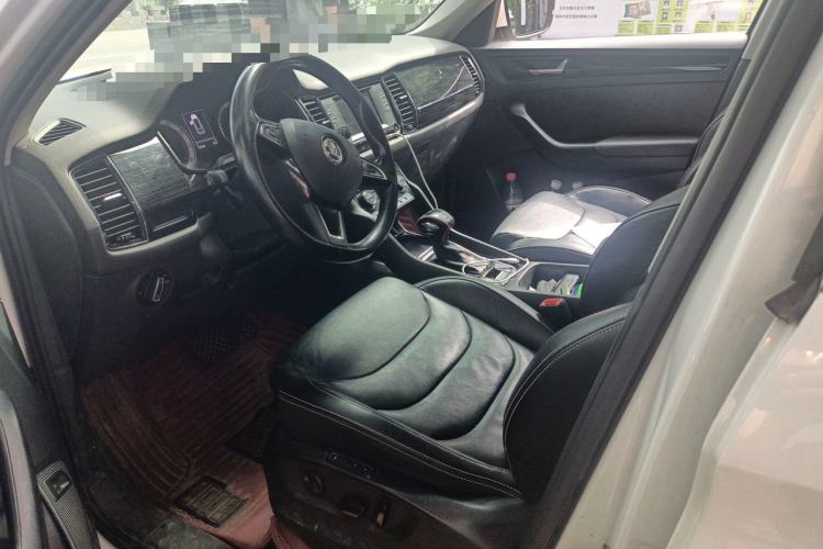 Used Skoda Kodiaq 2017 TSI330 7-Seater Two-Wheel-Drive Luxury Edition Left Front Seat