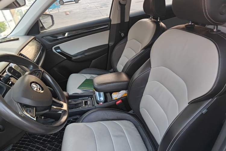 Used Skoda Kodiaq 2017 TSI330 7-Seater Two-Wheel-Drive Luxury Edition Left Front Seat