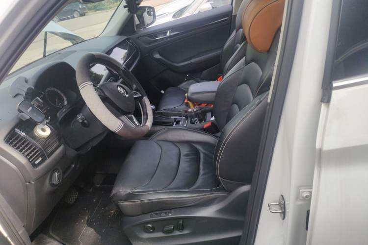 Used Skoda Kodiaq 2017 TSI330 7-Seater Two-Wheel-Drive Luxury Edition Left Front Seat