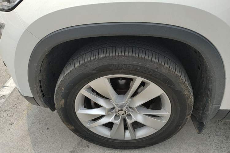 Used Skoda Kodiaq 2017 TSI330 5-Seat Two-Wheel Drive Luxury Edition Left Front Wheel Hub
