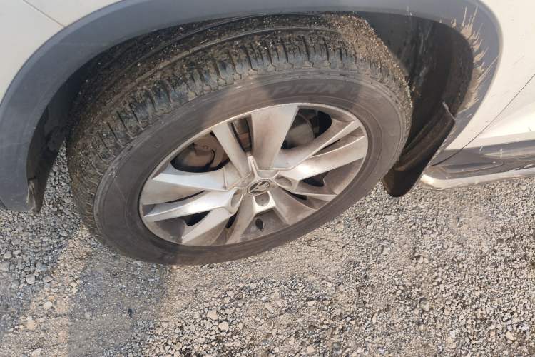 Used Skoda Kodiaq 2017 TSI330 7-Seater Two-Wheel-Drive Luxury Edition Left Front Wheel Hub
