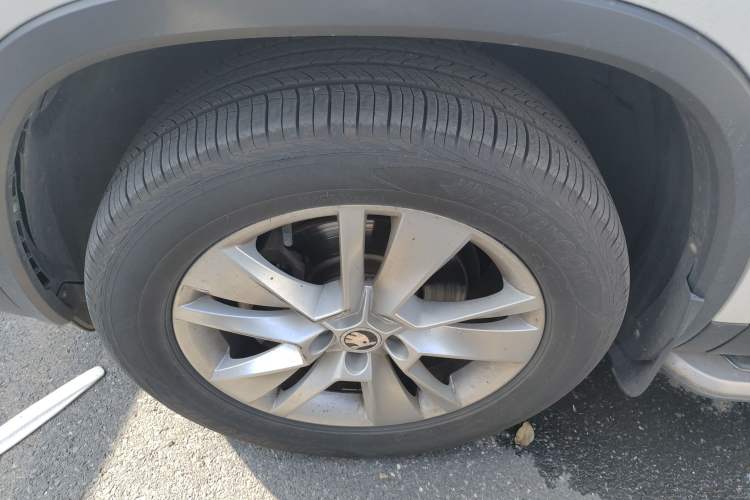 Used Skoda Kodiaq 2017 TSI330 5-seat Two-Wheel Drive Comfort Edition Left Front Wheel Hub