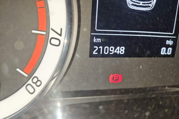 Used Skoda Kodiaq 2017 TSI330 5-Seat Two-Wheel Drive Luxury Edition Odometer Close Up
