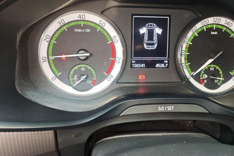 Used Skoda Kodiaq 2017 TSI330 5-seat Two-Wheel Drive Comfort Edition Odometer Close Up