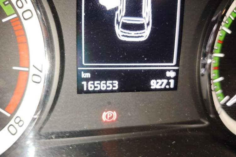 Used Skoda Kodiaq 2017 TSI330 5-seat Two-Wheel Drive Comfort Edition Odometer Close Up
