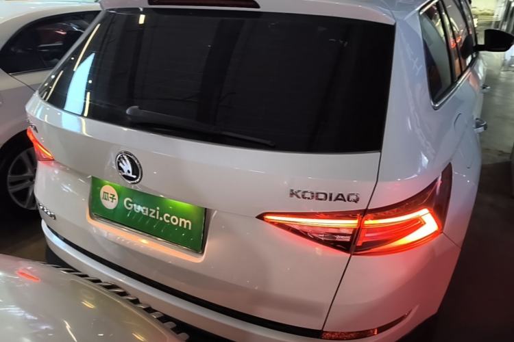 Used Skoda Kodiaq 2017 TSI330 7-Seater Two-Wheel-Drive Luxury Edition Rear
