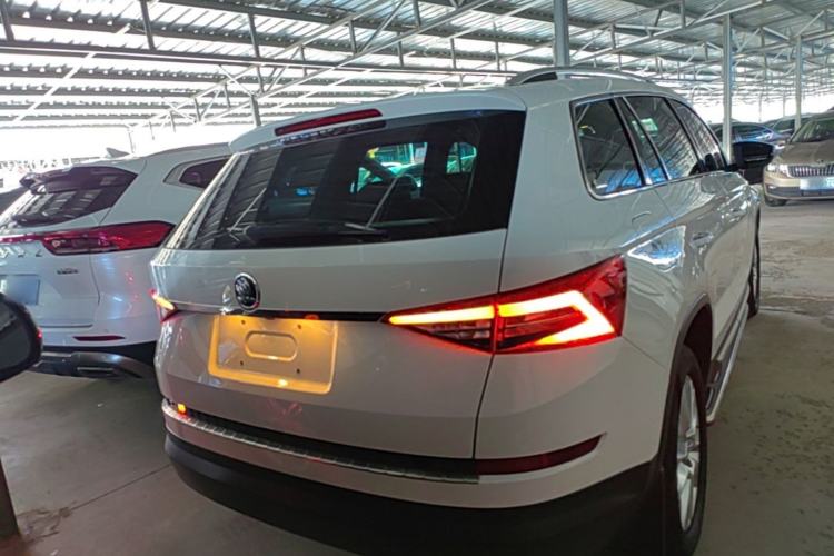 Used Skoda Kodiaq 2017 TSI330 5-seat Two-Wheel Drive Comfort Edition Rear