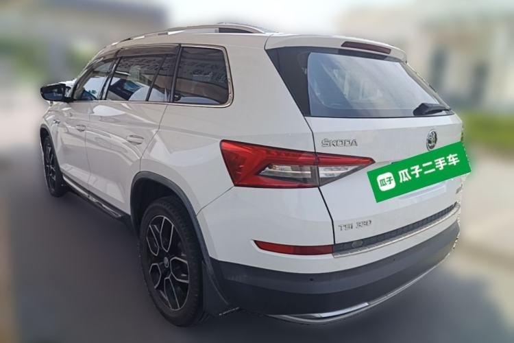 Used Skoda Kodiaq 2017 TSI330 7-Seater Two-Wheel-Drive Luxury Edition Rear Left 45 Deg