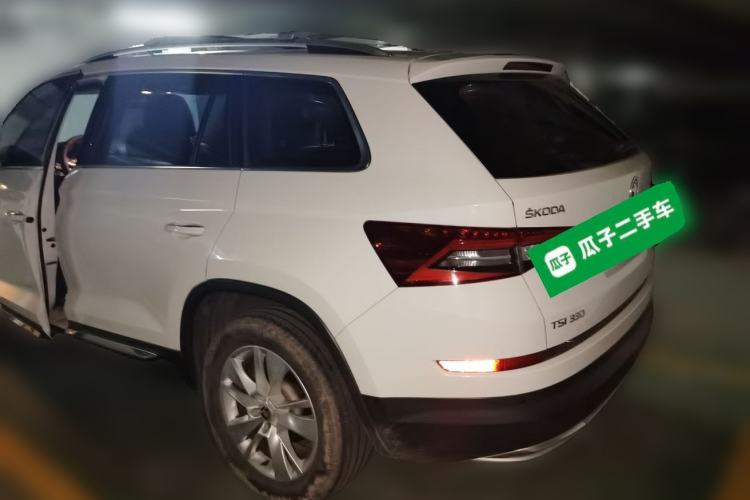 Used Skoda Kodiaq 2017 TSI330 7-Seater Two-Wheel-Drive Luxury Edition Rear Left 45 Deg